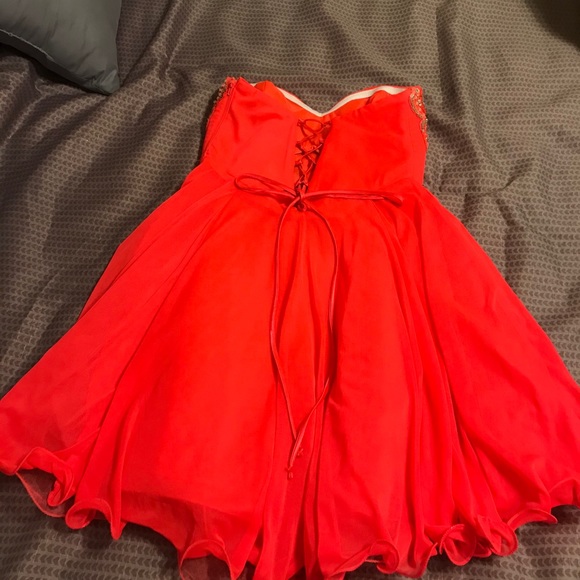 Special occasion orange homecoming dress - Picture 2 of 3